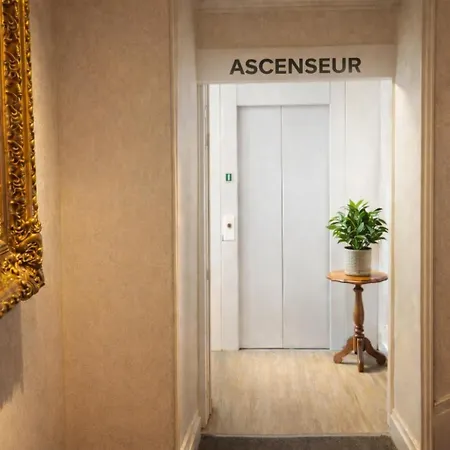 Hotel Cit' De France 3*